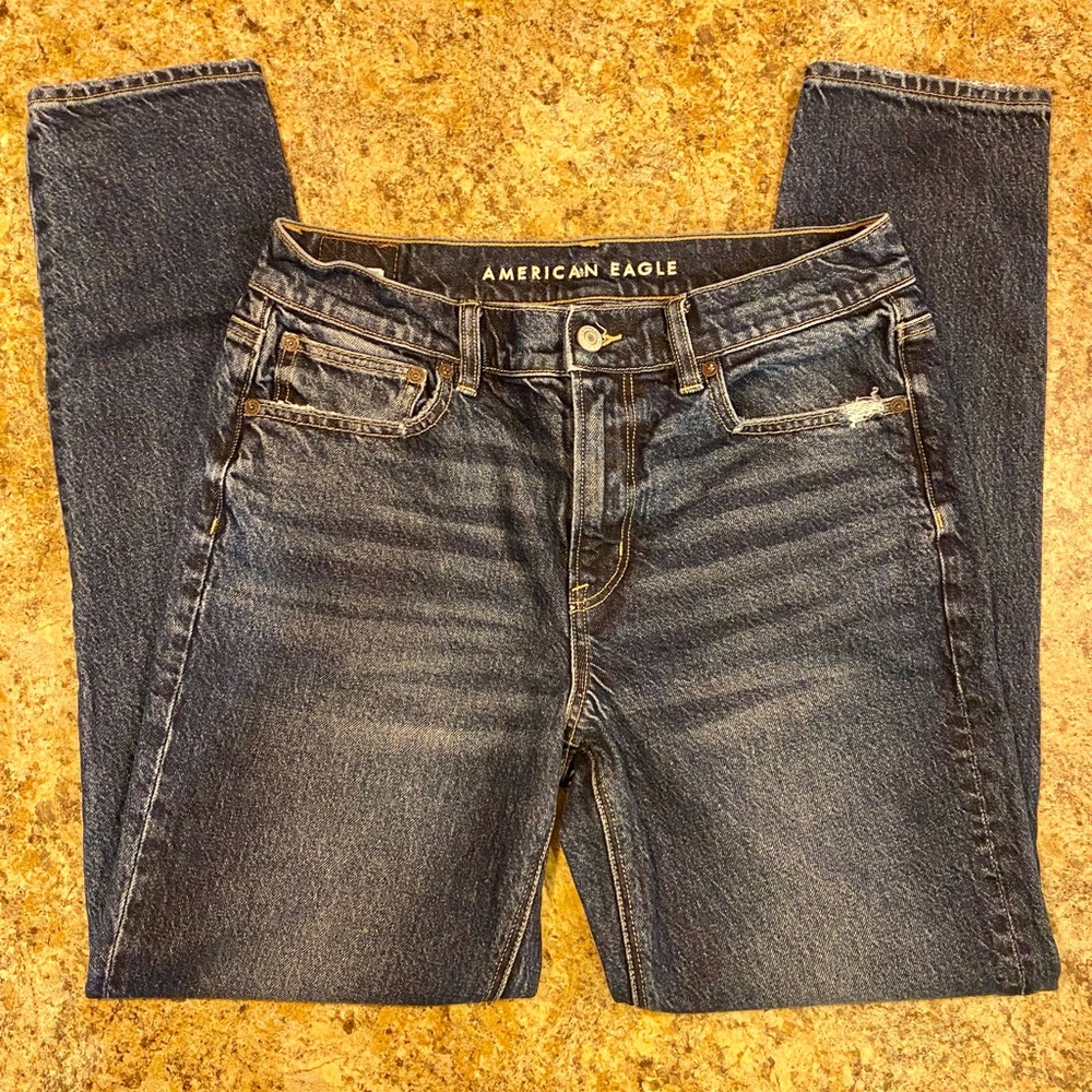 American Eagle 90's Skinny Jeans NWOT
size 8 LONG